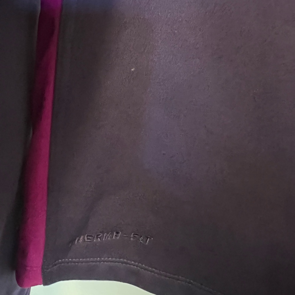 Nike Dri- Fit pullover - Picture 5 of 6